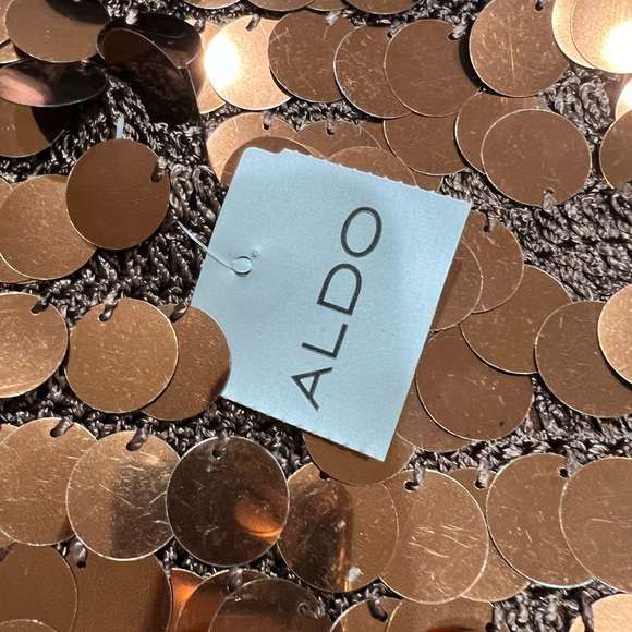 Aldo crochet slouchy bag with shiny sequin disks Velcro closure. - Picture 8 of 8